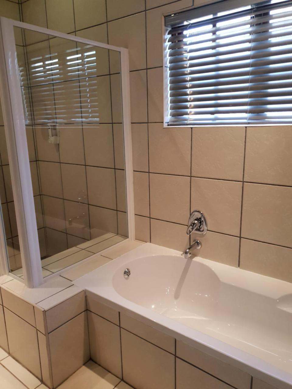 B&B On Church Oudtshoorn Extérieur photo
